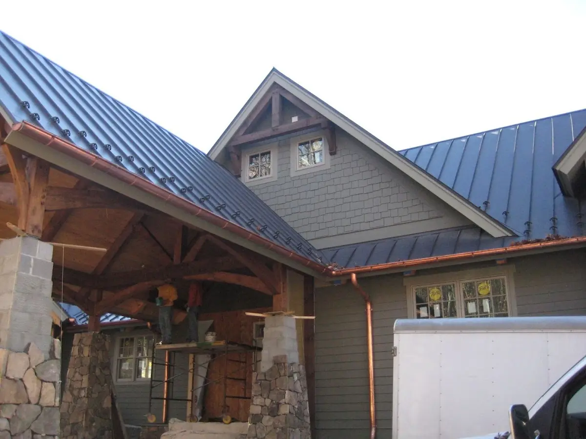Craftsman Roofing team delivering quality roofing work in New Baltimore